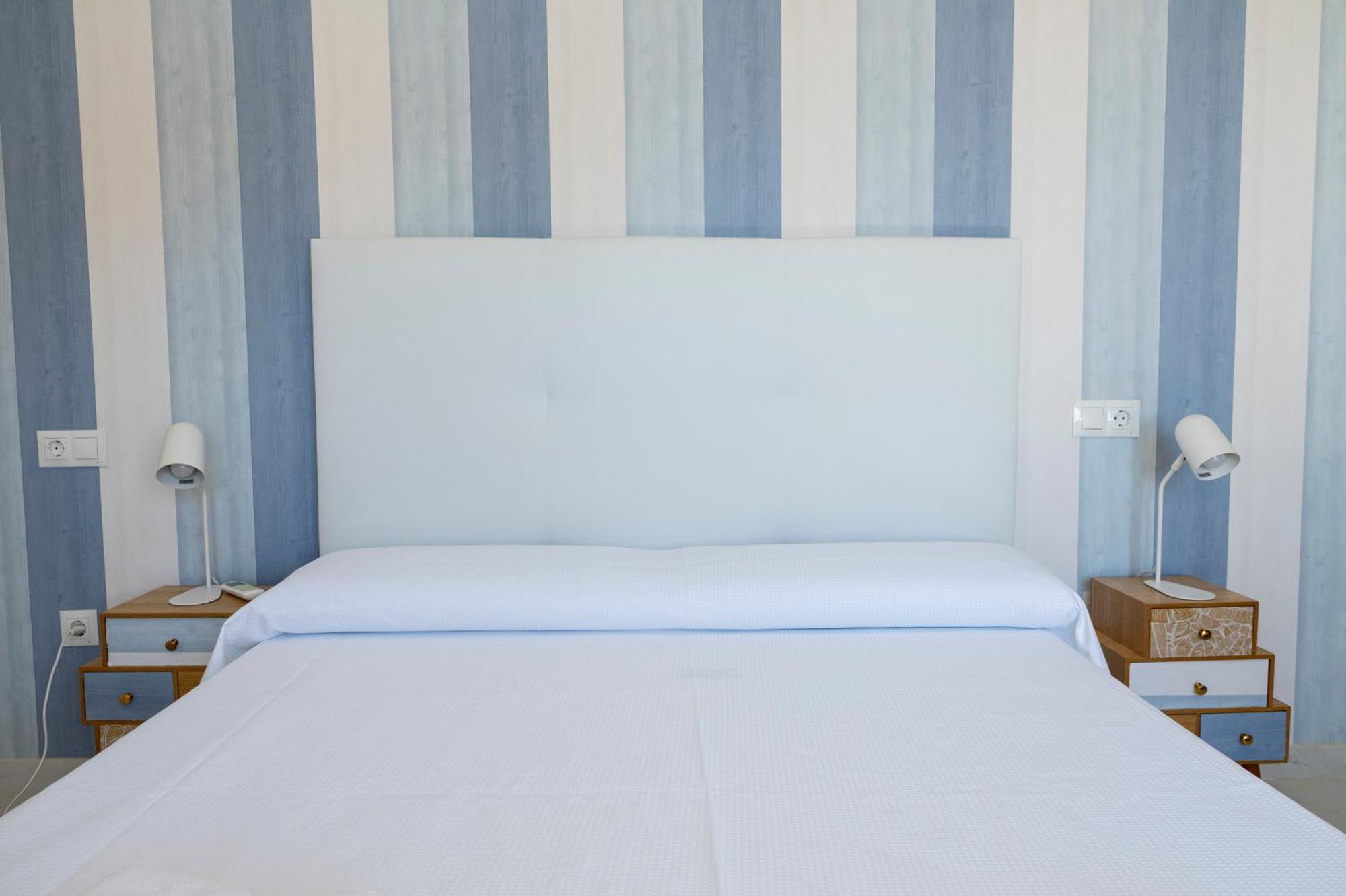 Pintos Julio Visconti 4 * San José